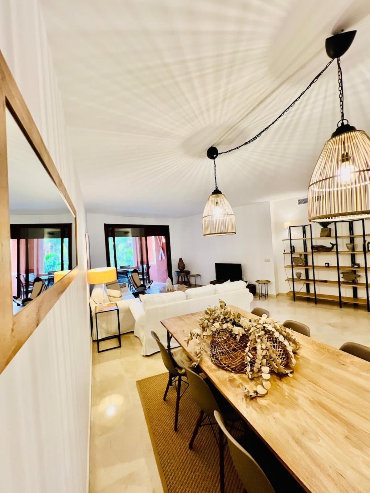 Apartment Alicate & Luxury Monteros